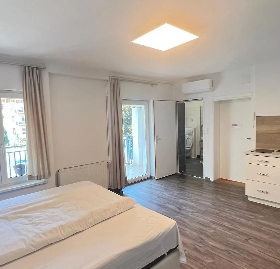 Apartment Zhang Graz 0*,